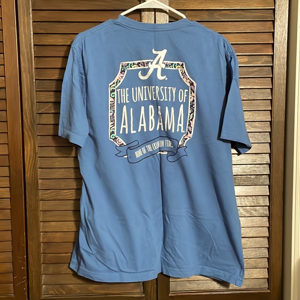 XL Champion licensed UA university Alabama crimson tide cotton tee. Gently used
